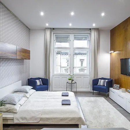 Ccc Apartment